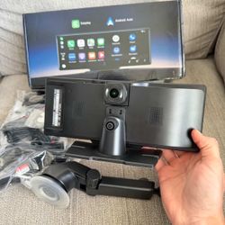 11” 4k Wireless CarPlay Screen