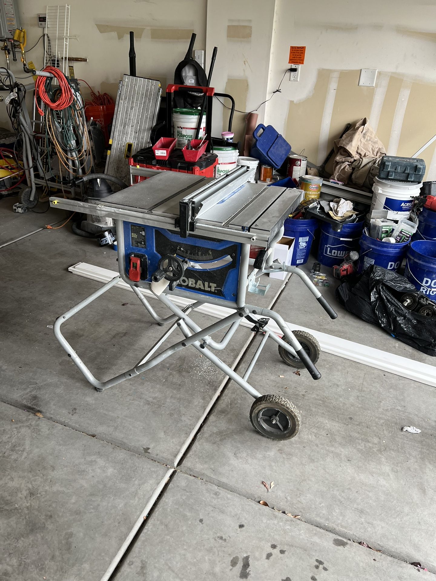 Kobalt 10 Inch Table Saw With Stand For Sale