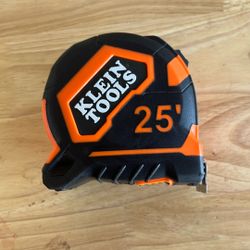 Tape Measure Klein