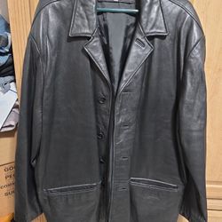 Saco de 100%  Lamb Leather  PERRY ELLIS  Brand 