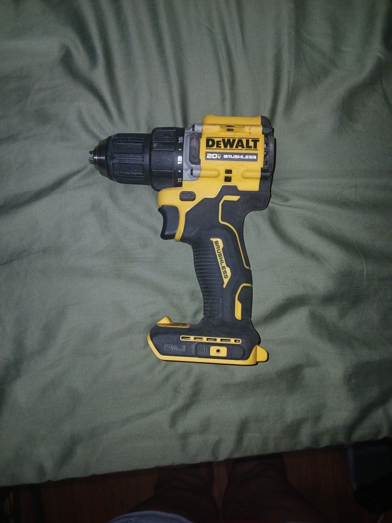 DCD794 20V MAX 1/2" CORDLESS DRILL DRIVER