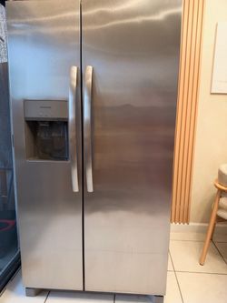 refrigerador (frigidaire)