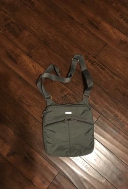 baggallini cross body purse