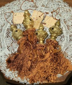 X4 NEW ORNATE HOLLYWOOD REGENCY BEADED GOLD HIGH QUALITY TASSELS
