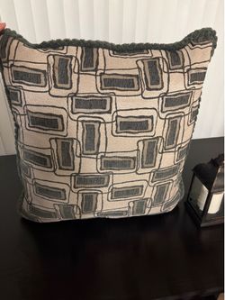 Pillows 4  (Grey/Forest Green)
