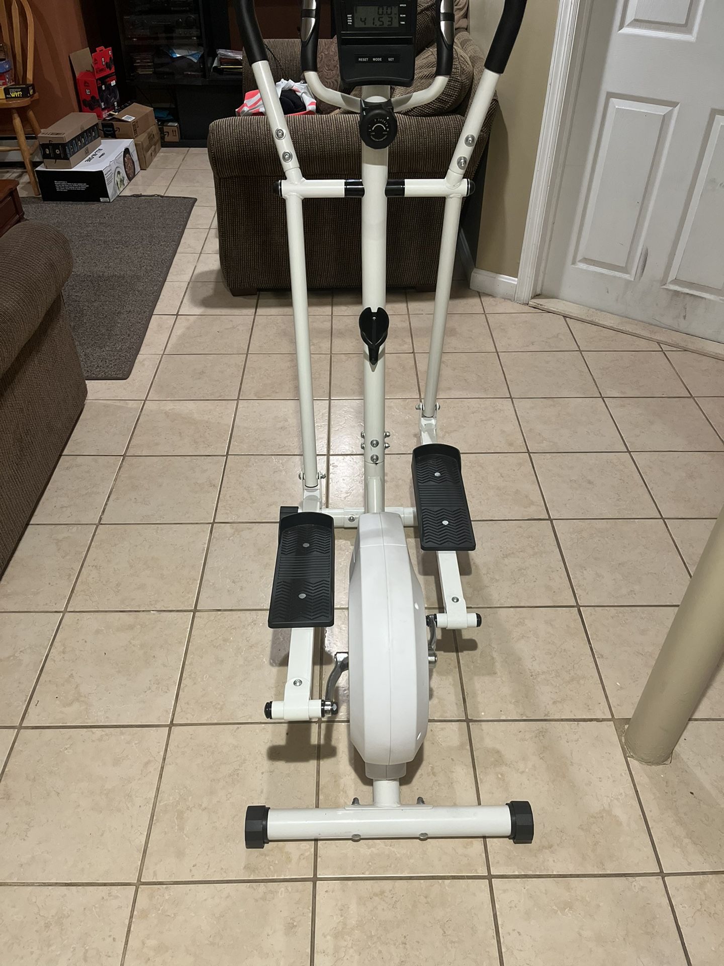 Elliptical Exercise machine