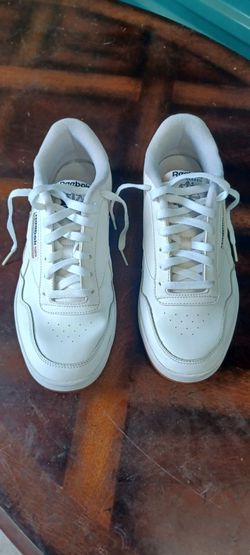 Reebok Club C Classic
Color: White and Blue
Size: 10
Sneakers Tennis Shoes 
Vintage Collectible Antique Classic