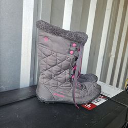 Columbia Youth Winter Boots Girls Size 4 Gray Pink Omni Grip Snow Boots