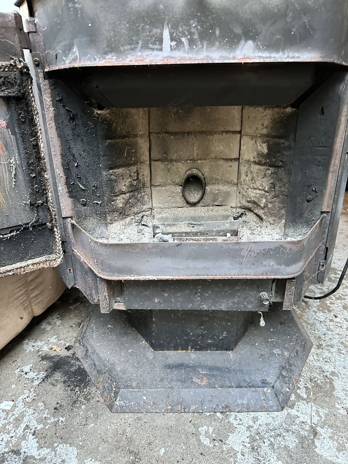 Whitfield Pellet Stove for Sale in Silverdale, WA OfferUp