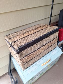 28x16x16 Whicker   accent storage chest