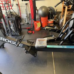Rogue Echo Rower Turf Tires & Phone Holder Foldable