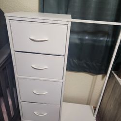 Dresser With Hanging Rack. Perfect For Nursery Or Small Spaces. Pickup In Lacey.  Cash Only