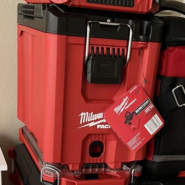 BRAND NEW Milwaukee Packout Toolbox for Sale in San Antonio, TX OfferUp