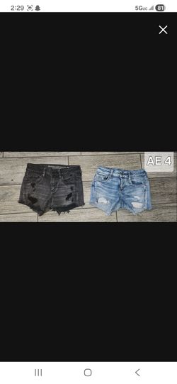 American Eagle Shorts Size 4