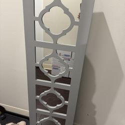 Gray Mirrored Jewelry Organizer 