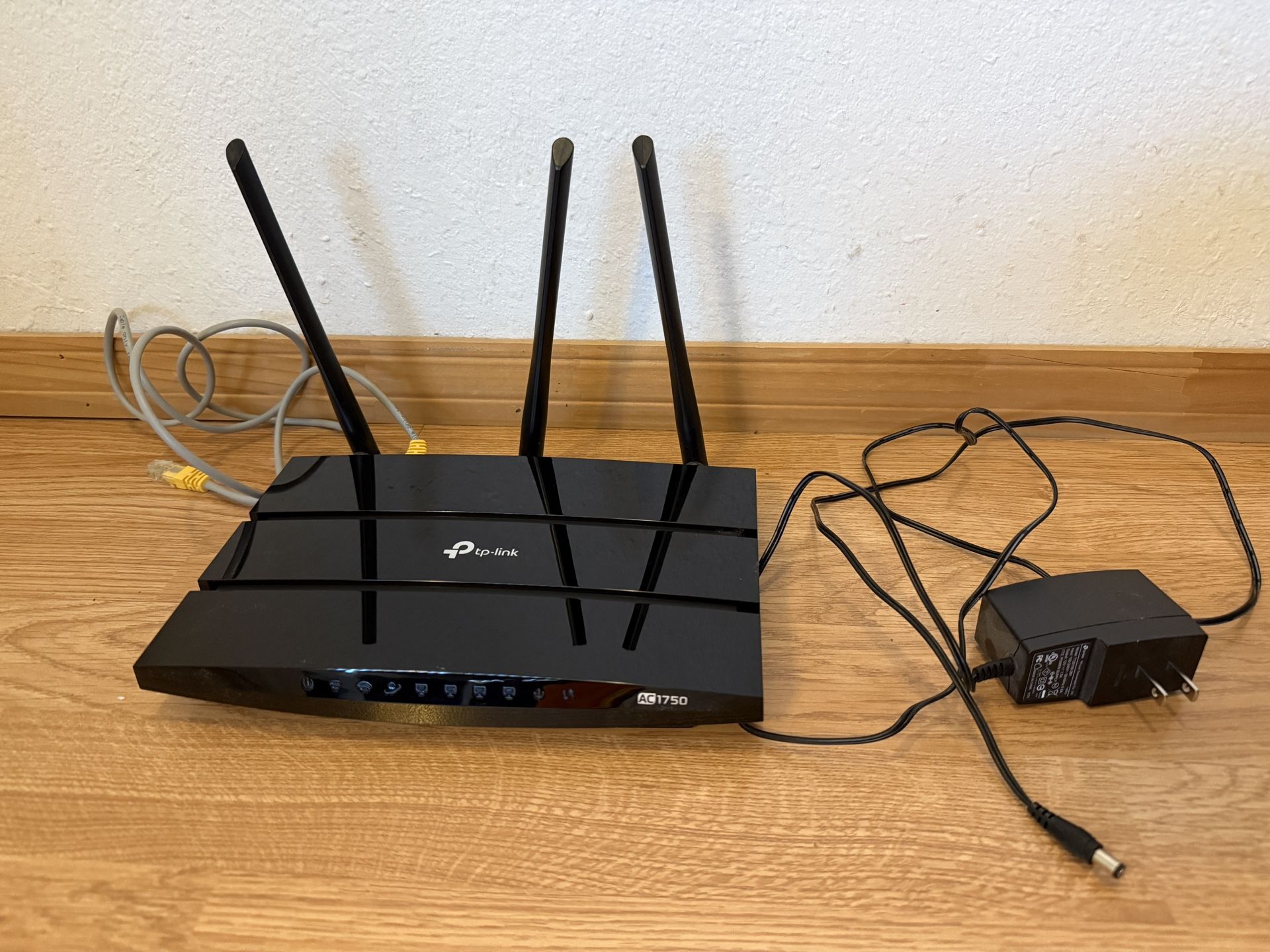 TP-Link AC1750 WiFi Router