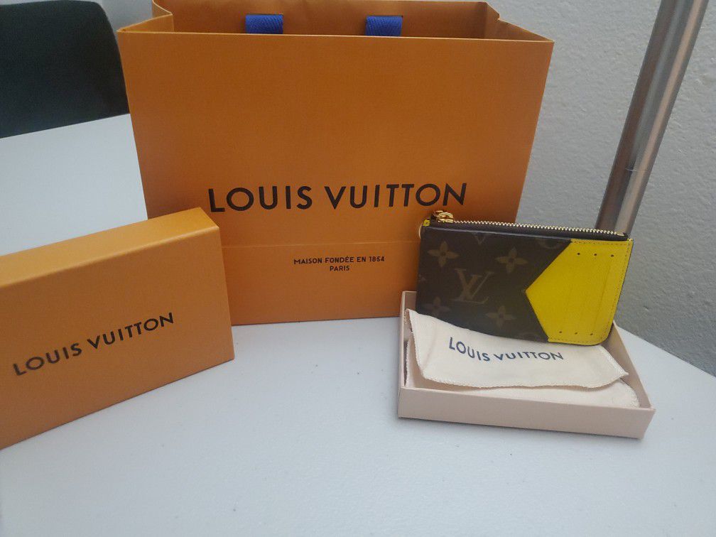 Brand NEW LOUIS VUITTON Monogram Louis Vuitton Zipped Romy Card Holder Yellow