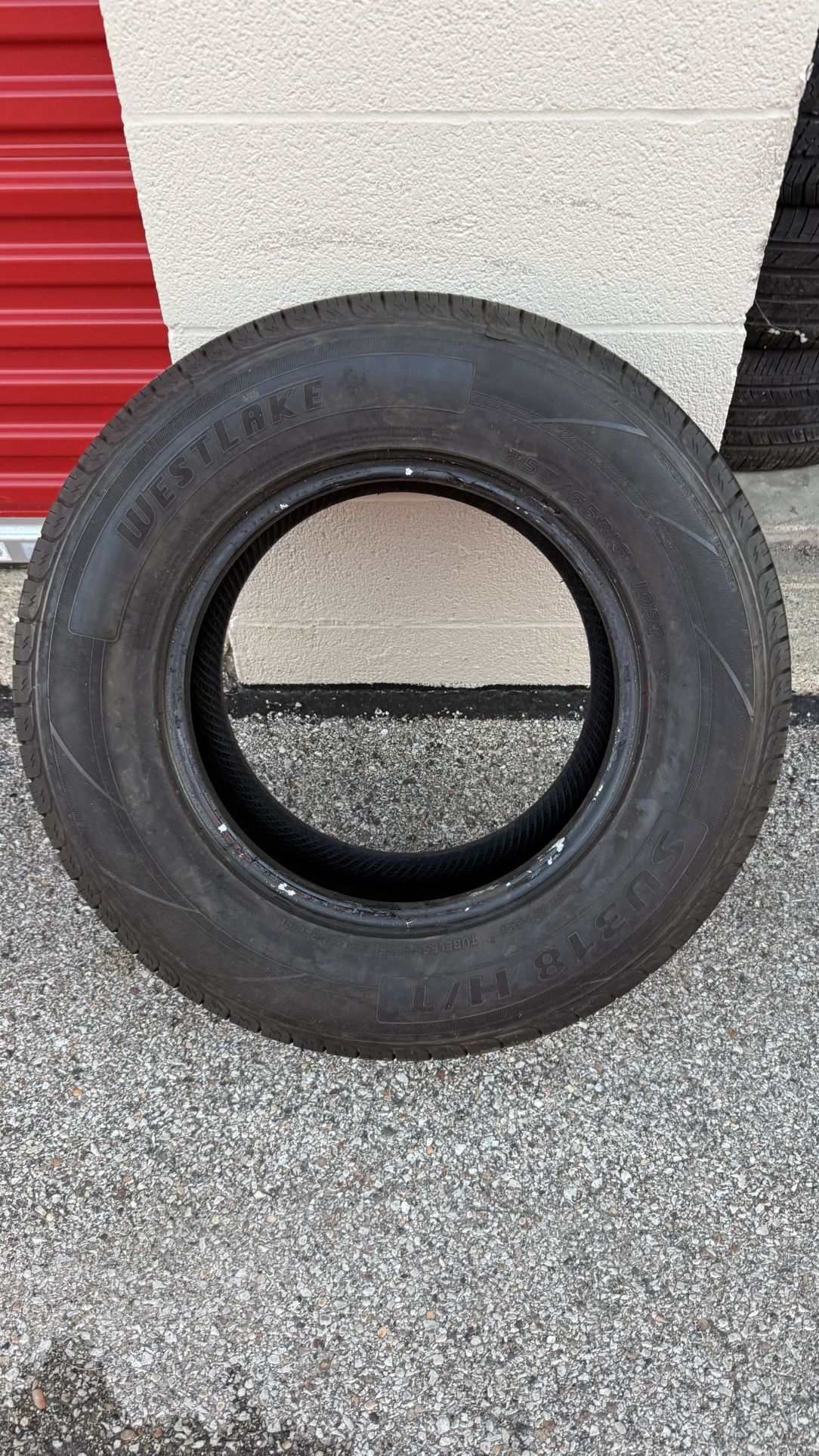 Westlake SU318 H/T 255/65R16 – Great Condition Tire