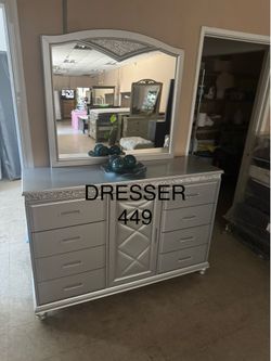 DRESSER 449