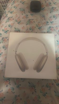 AirPod, Max headphones