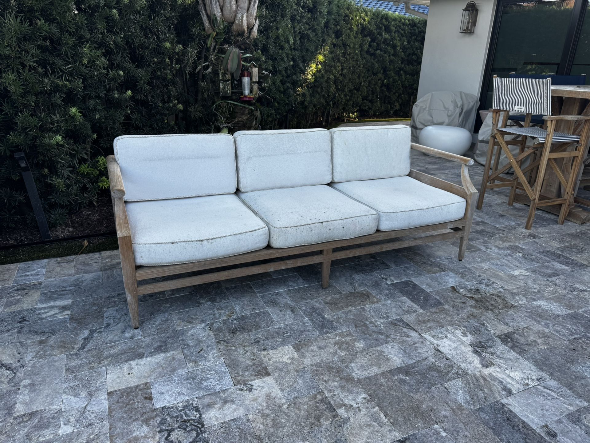Front gate - Natural Teak Outdoor Sofa