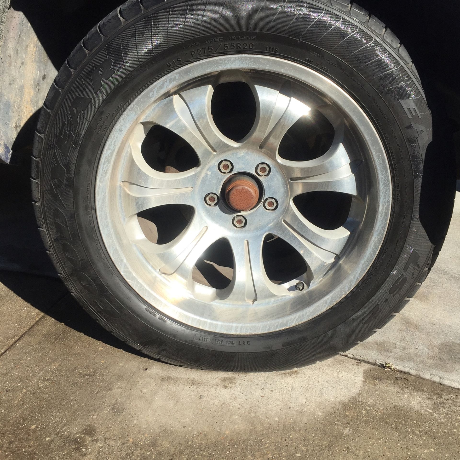 Set 4 llantas para Chevy 1500 con rines 20