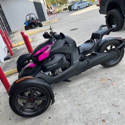 600cc Can-Am ( Mint Condition )