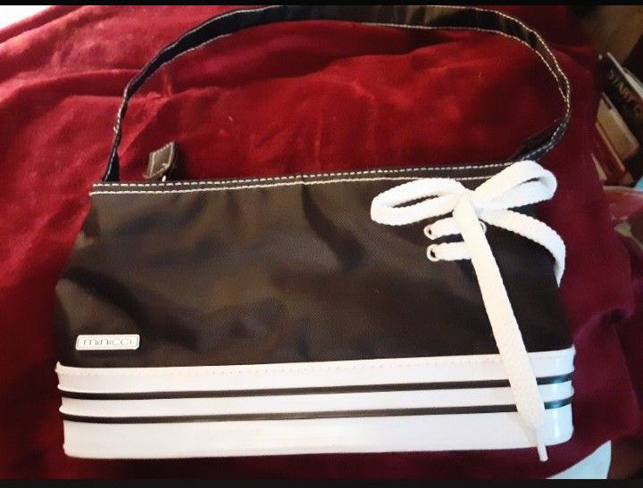 Minicci Tennis Shoe Shoulder Bag