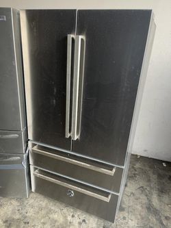 GE  French Door Stainless Steel Refrigerator
