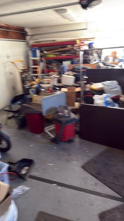 Garage sale 9002 NE 22nd circle, Vancouver, Wa 98664