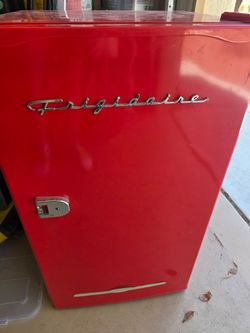 Frigidaire refrigerator
