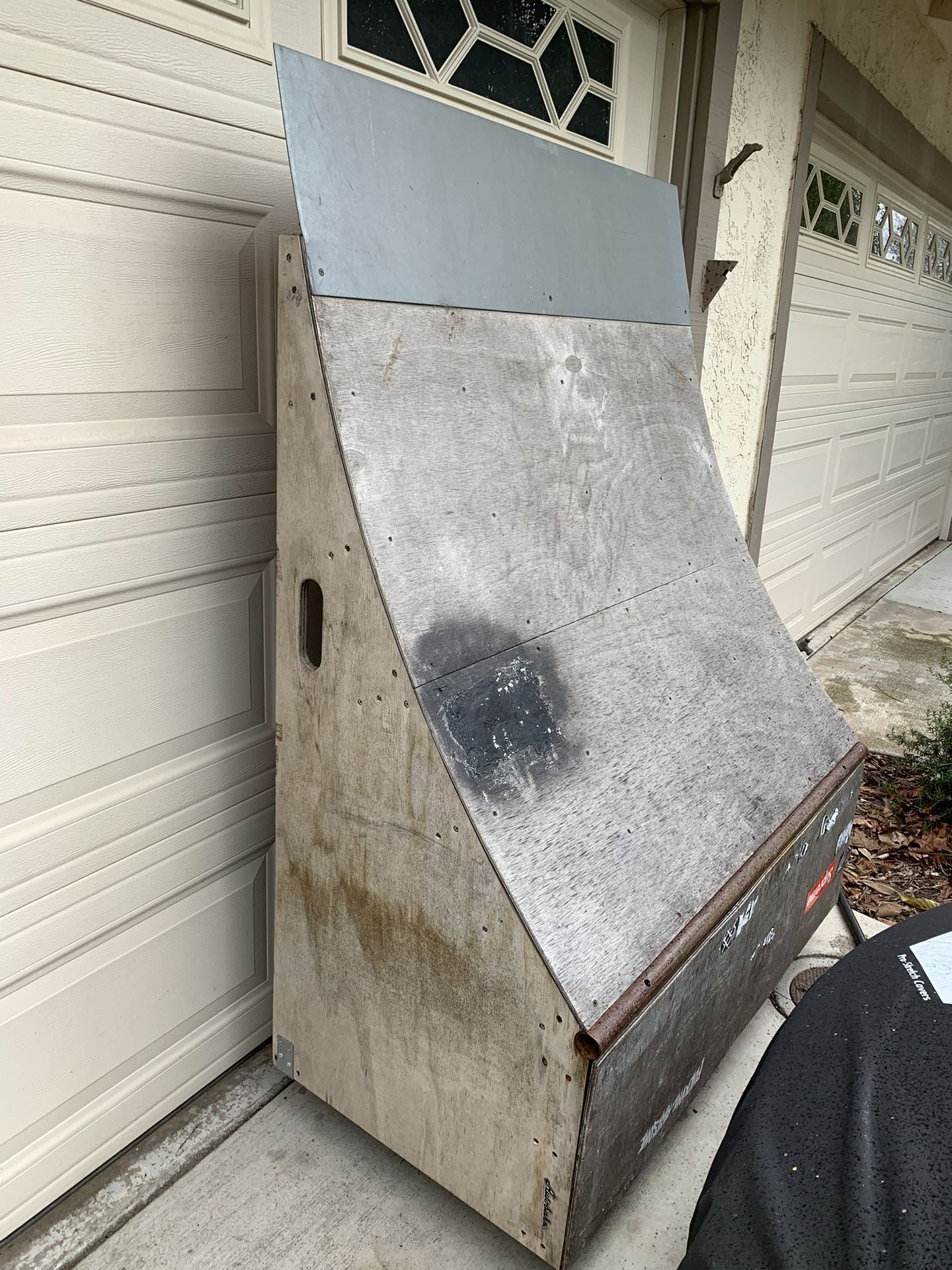 Quarter Pipe On Casters Skateramp Mcgills