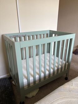 Babyletto Origami Mini Crib