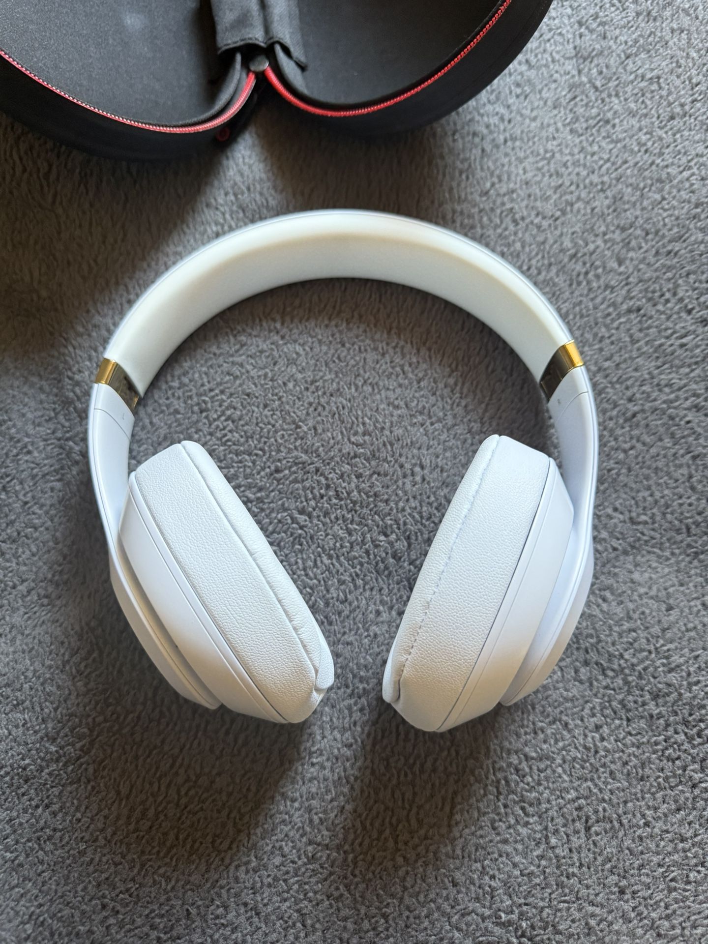 Beats Studio 3
