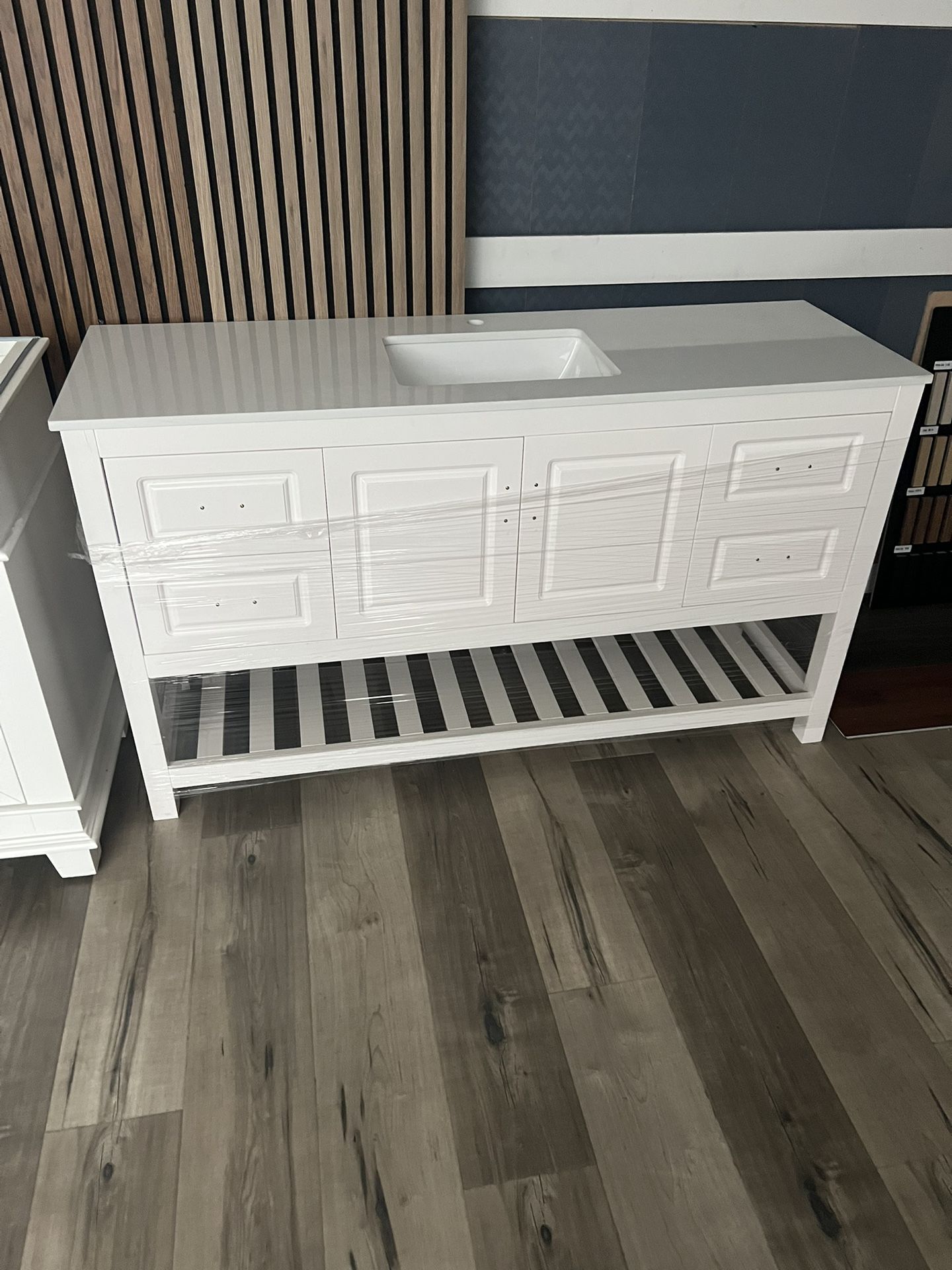 60 Inch Vanity With Quartz Top