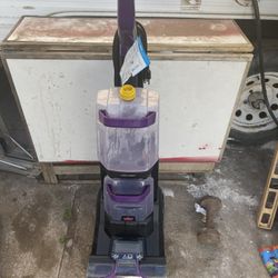 BISSELL PowerForce PowerBrush Pet Carpet Cleaner. 