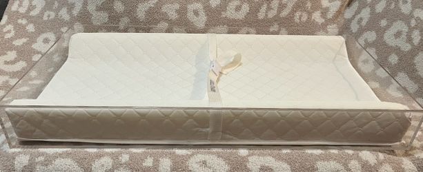 Clear Acrylic Changing Tray and Pad
