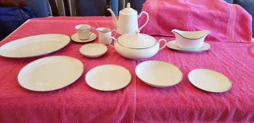 Crown Empire Fine China Empress Japan 85 Piece Dishes Dinnerware Set Serving Service READ BELOW