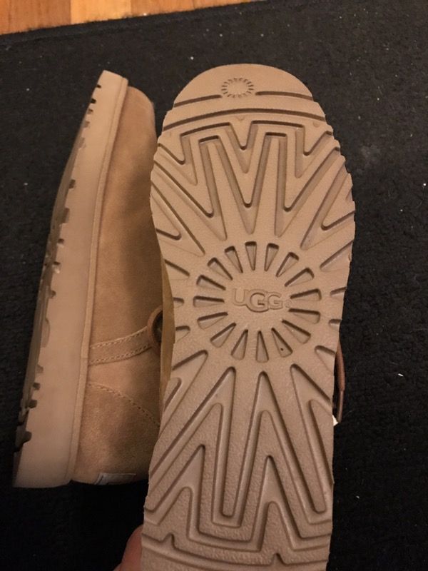 Size 8 Ugg Bethany Boots