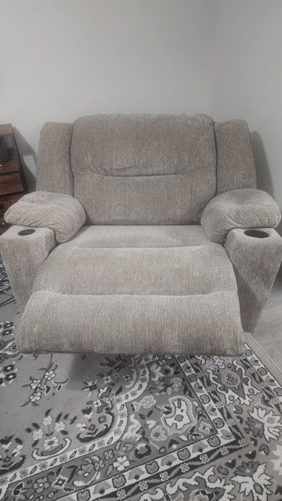 Recliner. Big Boy