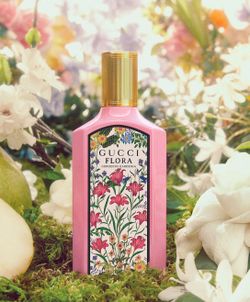 Flora Gorgeous Gardenia Eau de Parfum Spray, 3.3-oz.