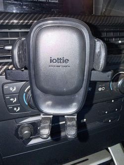 Iottie car phone mount