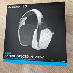 G933 Artemis Spectrum Snow Wireless Gaming Headset