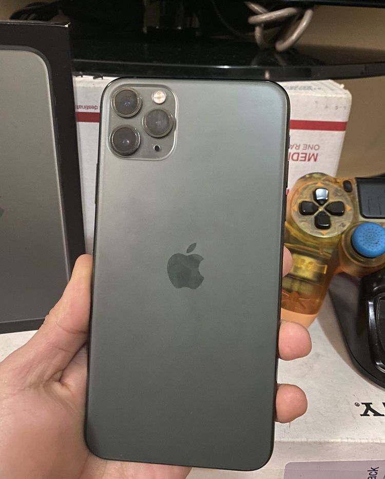 iPhone 11