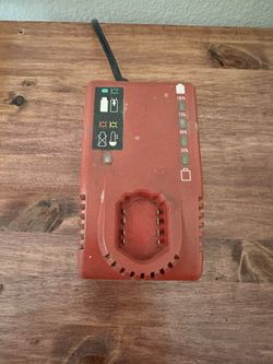 Snap On 12V Battery charger (Charger Only)