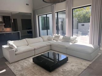 RH Cloud Couch Style Modular Sectional | White | Deep Seat | Modular | Like New