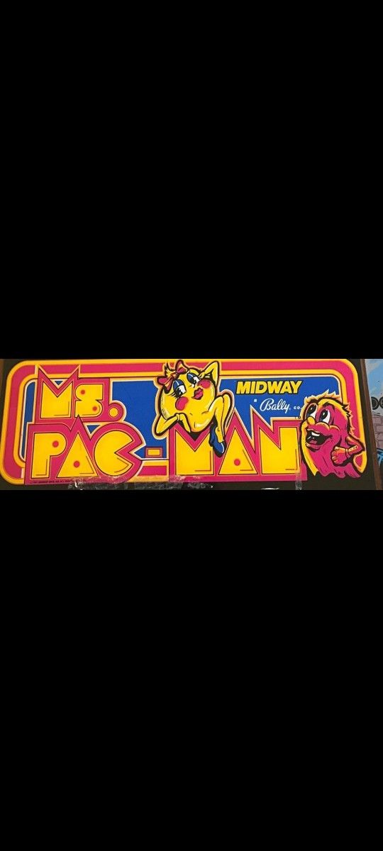 Arcade Ms Pac-Man 80s Sign