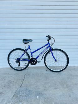 Hybrid Women’s Bike