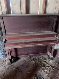 Antique Upright Piano Dark Wood - project