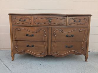 French Provincial Wood Dresser with 7 Drawers